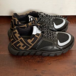 Fendi Kids Sneakers